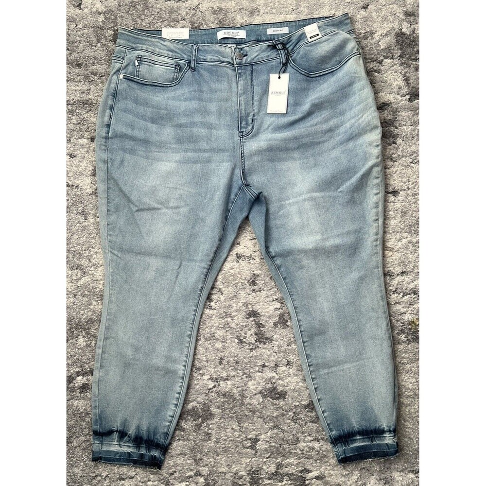 Judy Blue Light Wash Mid Rise Skinny Fit Denim Jeans Plus Size 24W NWT